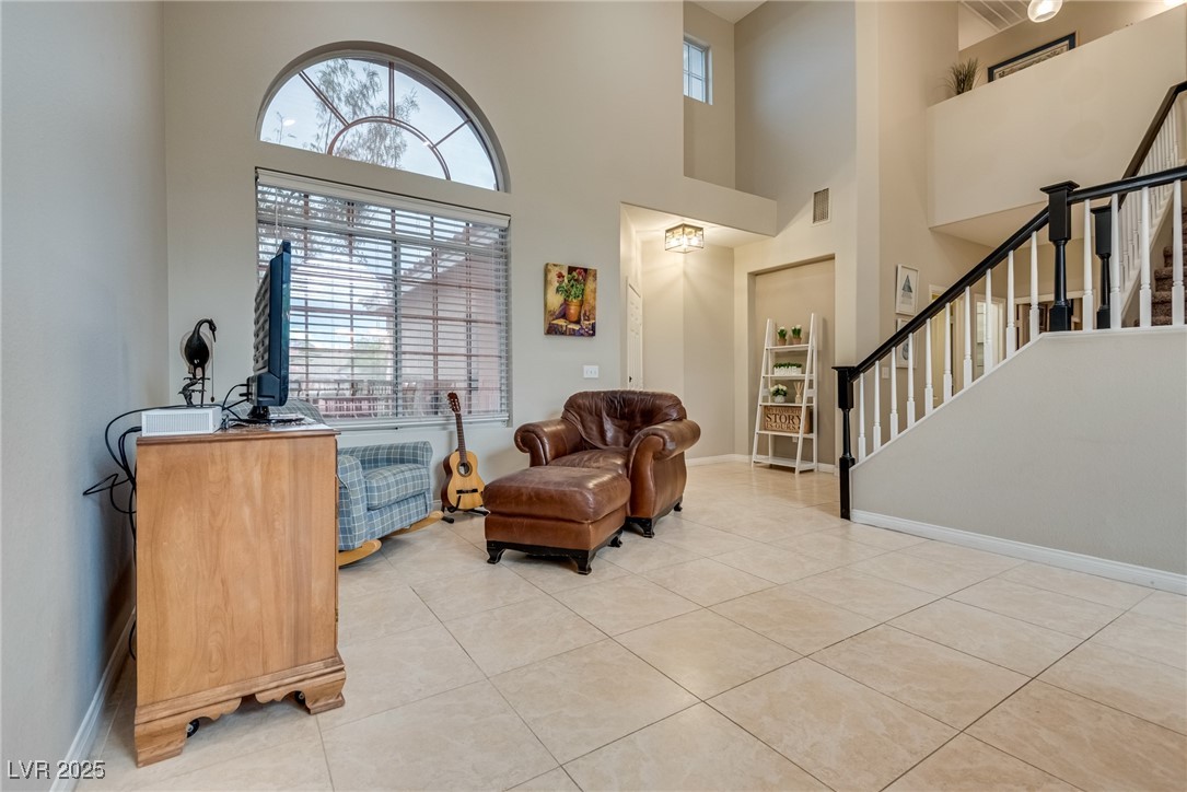 8253 Ruby Mountain Way Property Photo 15