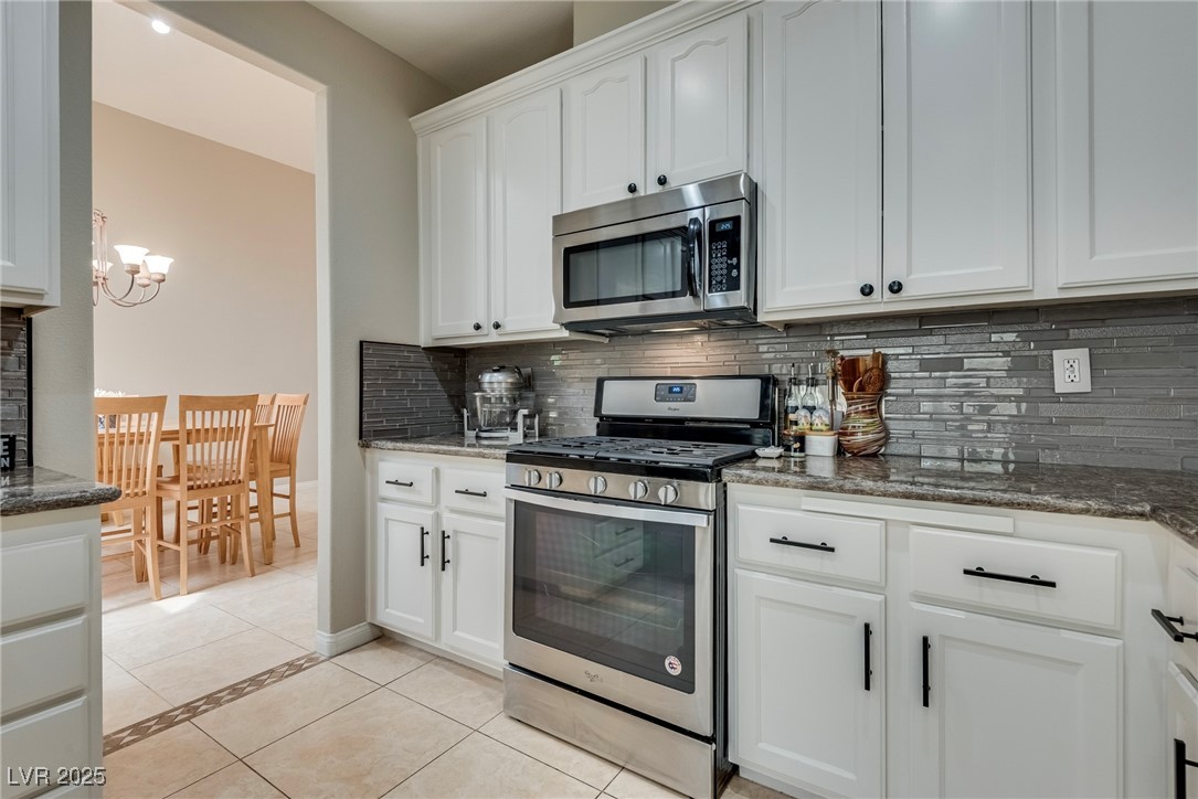 8253 Ruby Mountain Way Property Photo 21