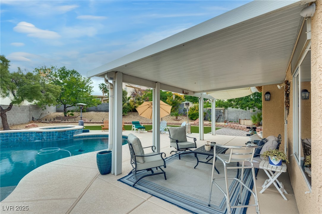 8253 Ruby Mountain Way Property Photo 50
