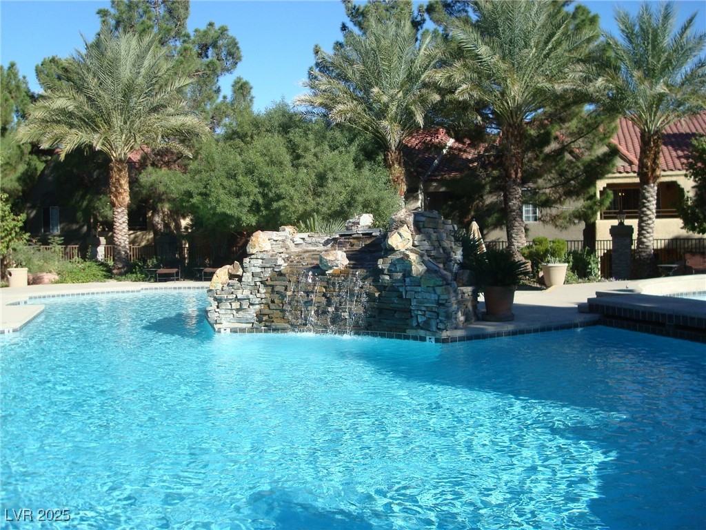 2200 South Fort Apache Road 2071 Property Photo