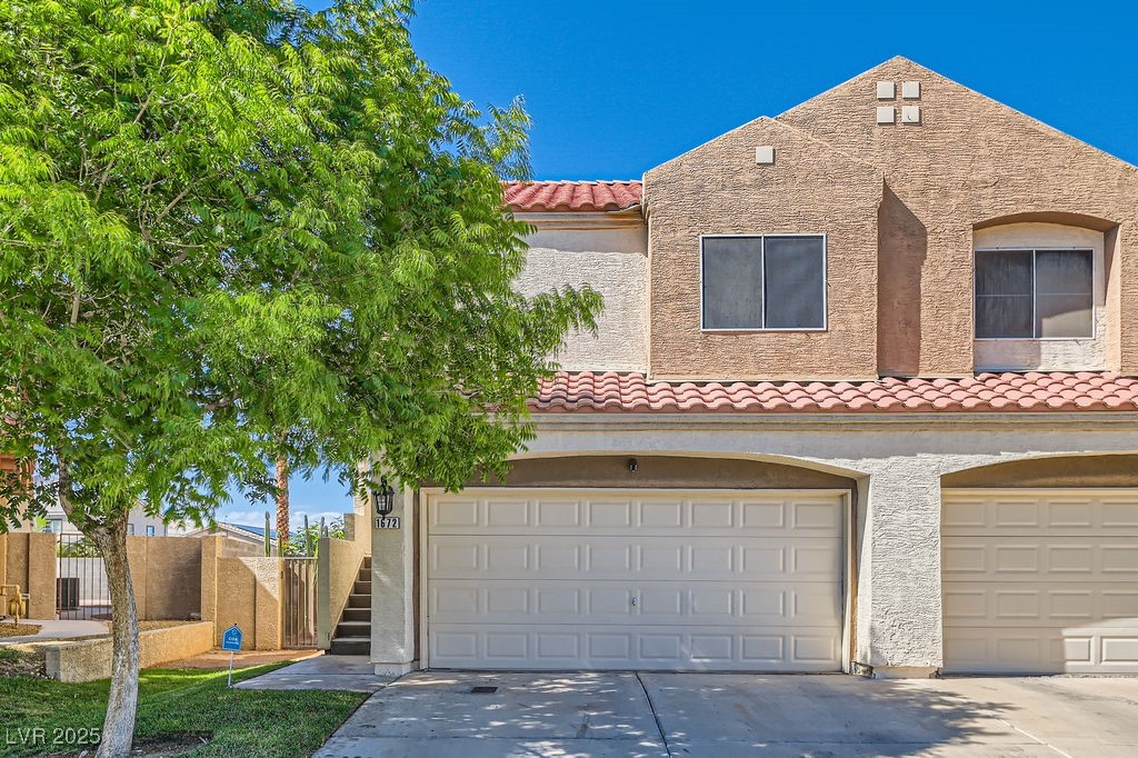 1672 Cloister Avenue Property Photo