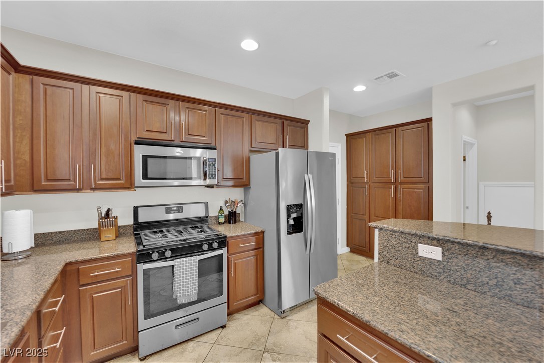 1525 Spiced Wine Avenue 14105 Property Photo 16