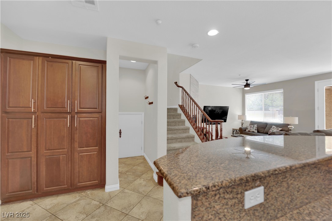 1525 Spiced Wine Avenue 14105 Property Photo 17