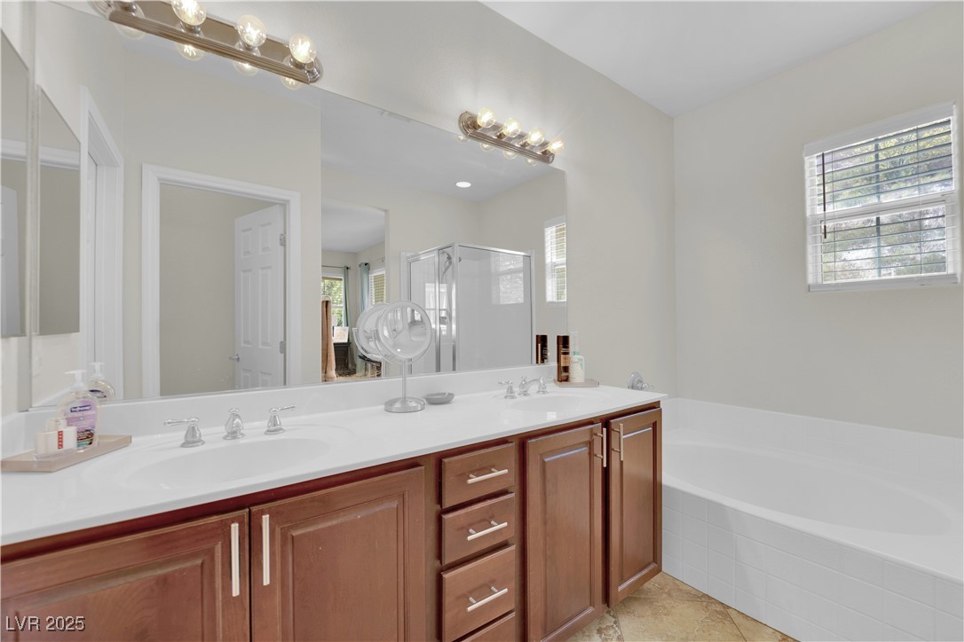 1525 Spiced Wine Avenue 14105 Property Photo 21