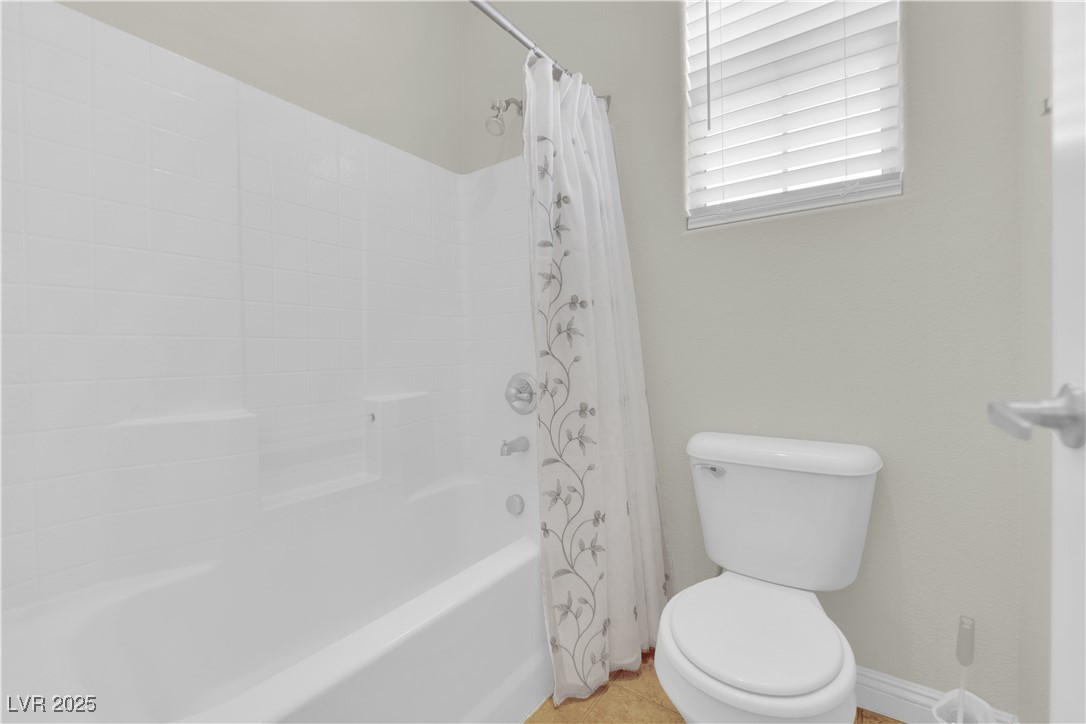 1525 Spiced Wine Avenue 14105 Property Photo 32