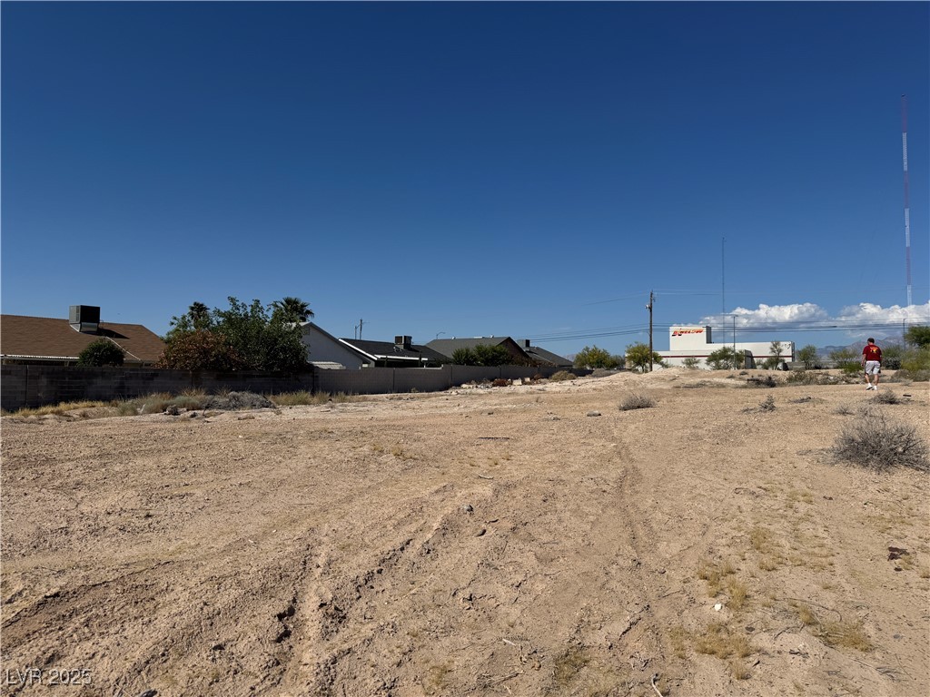 West Mayflower Avenue Property Photo 9