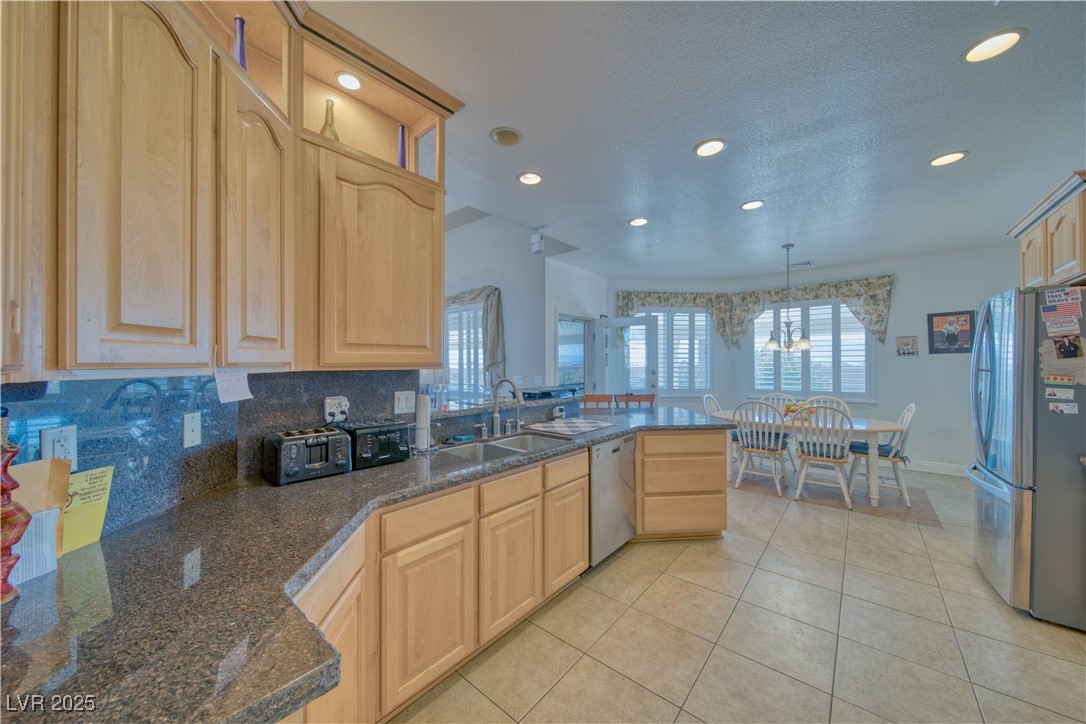 961 Laguna Street Property Photo 5