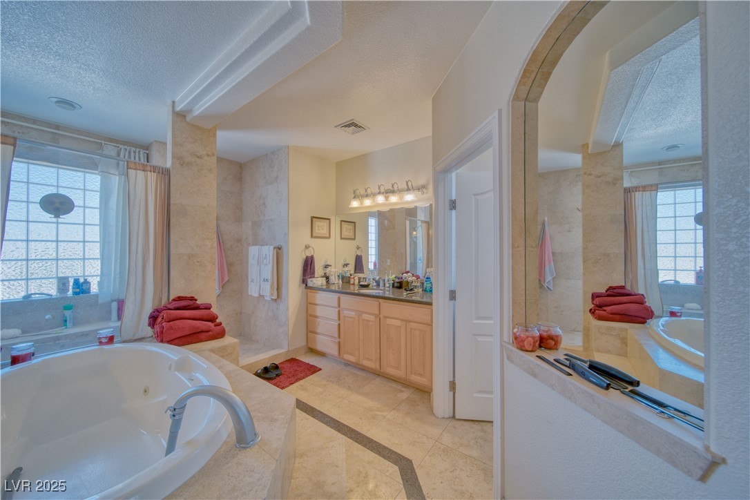 961 Laguna Street Property Photo 27