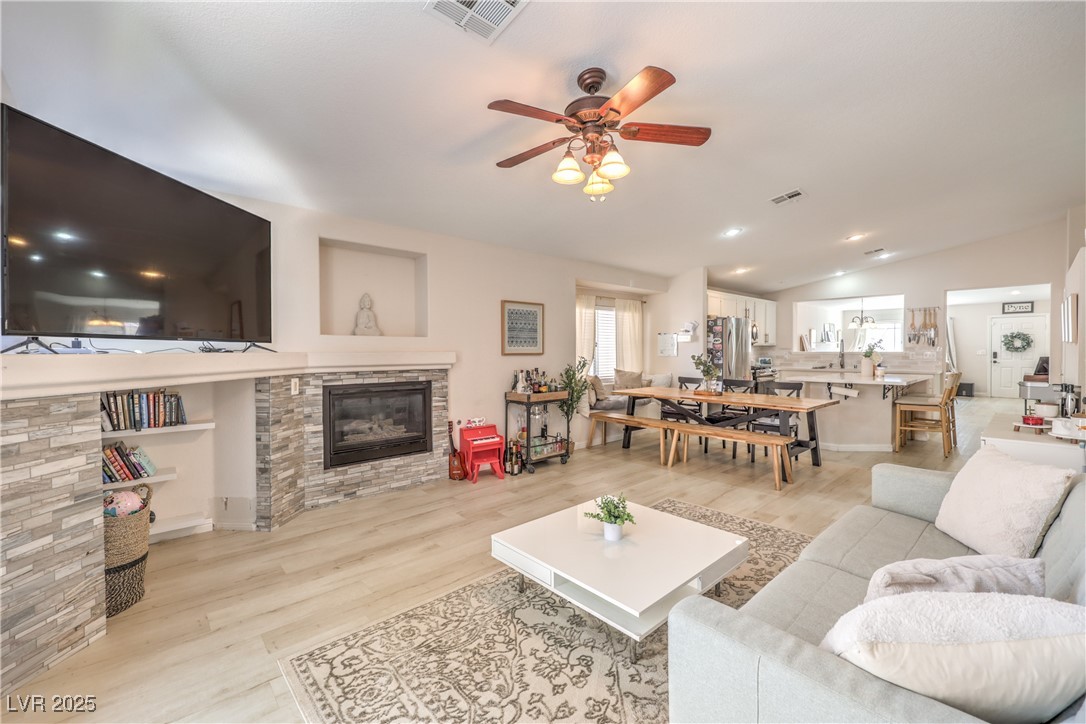 8136 Shady Glen Avenue Property Photo 1