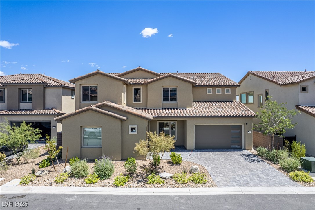 212 Carmel Sky Street Property Photo 1