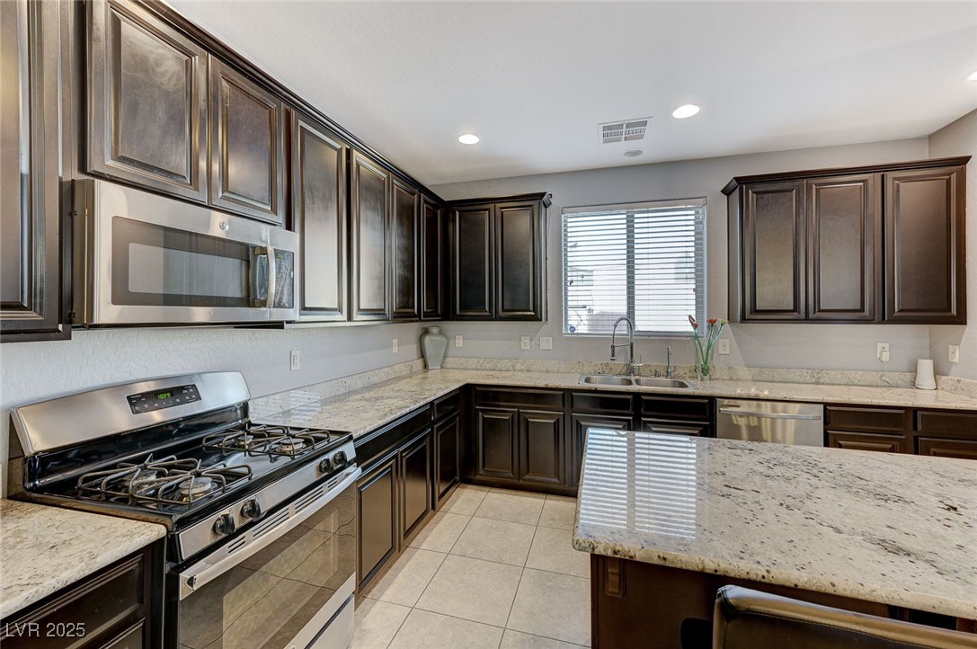 6276 Point Isabel Way Property Photo 10