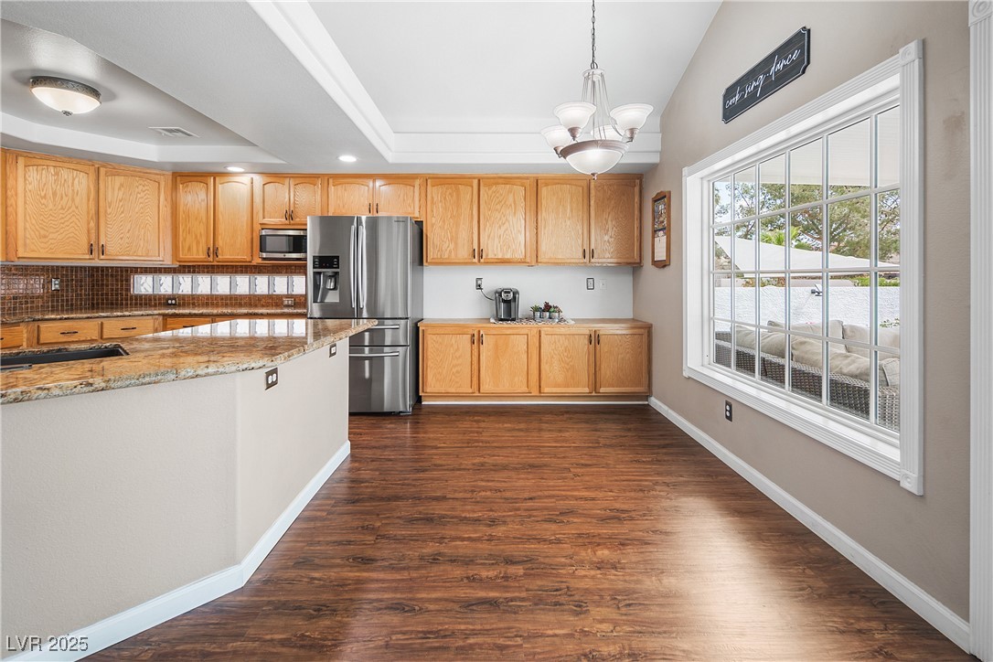 222 Hollyfern Street Property Photo 11