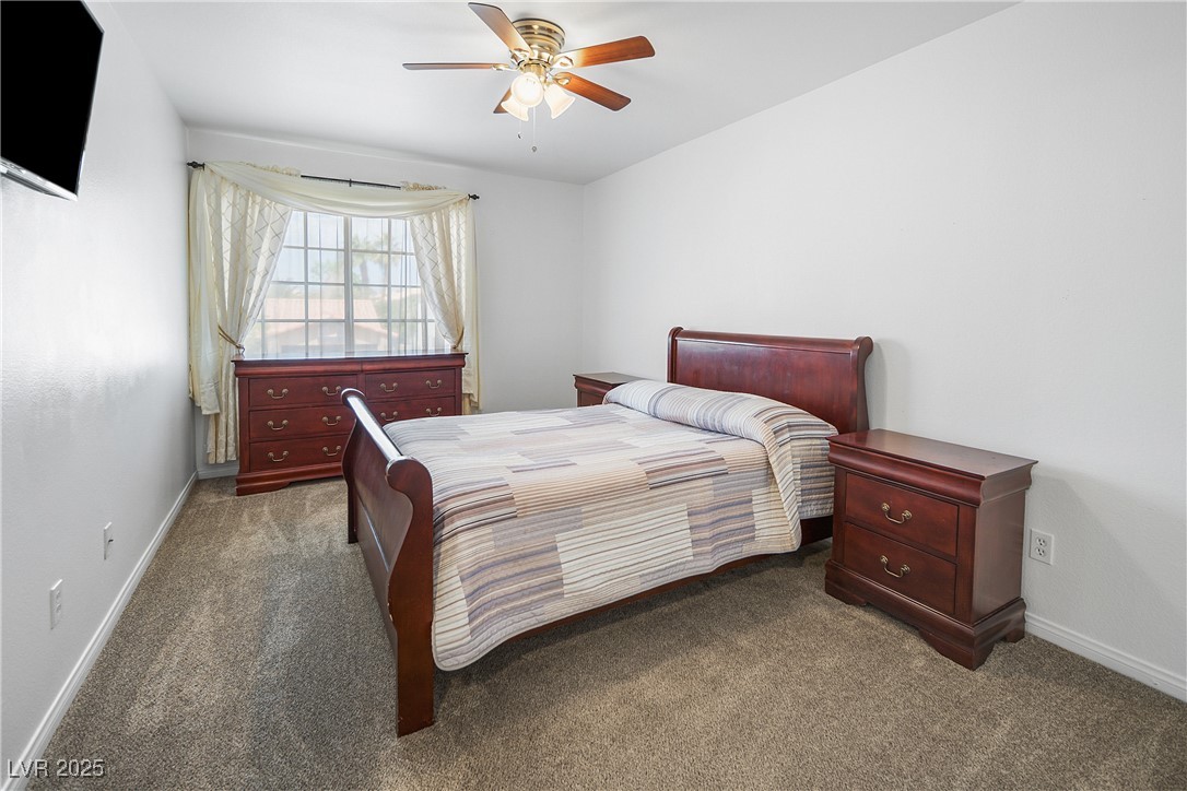 222 Hollyfern Street Property Photo 32