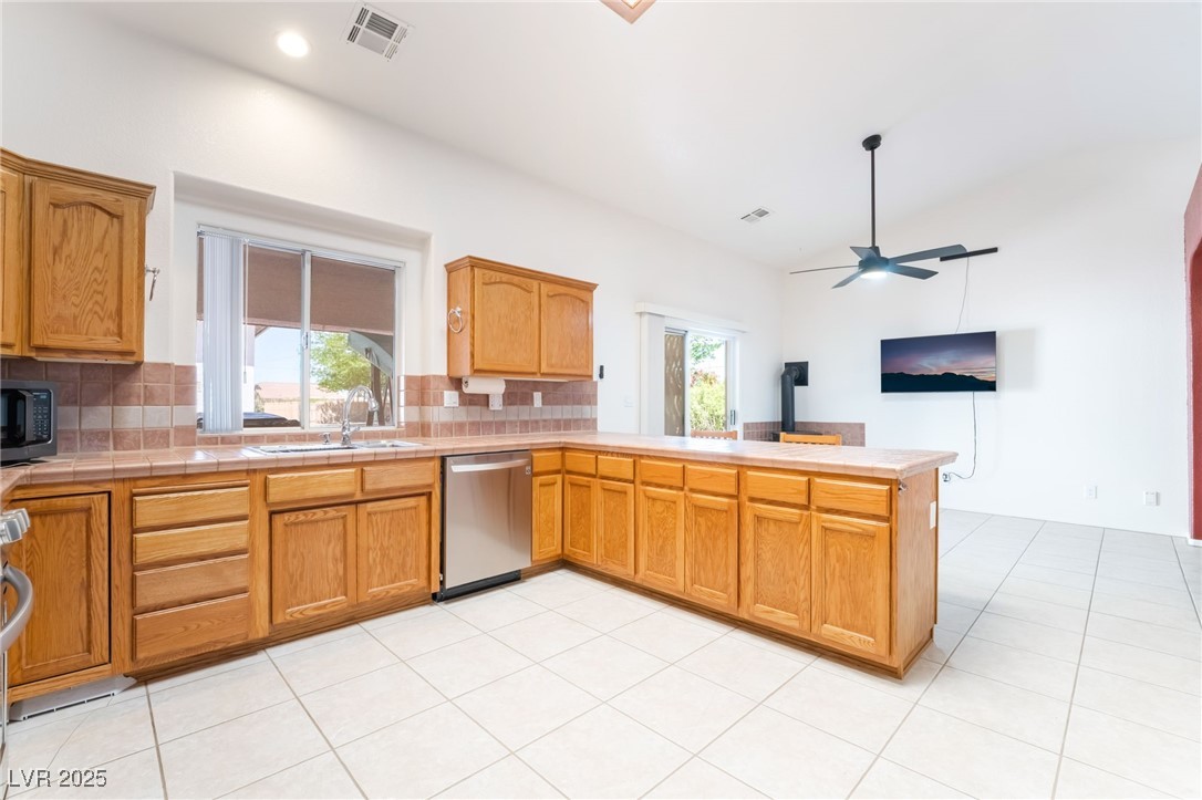 2650 Sagebrush Avenue Property Photo 13