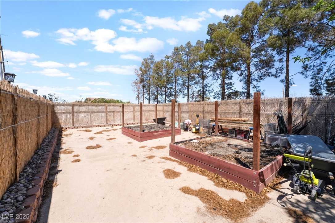 2650 Sagebrush Avenue Property Photo 47