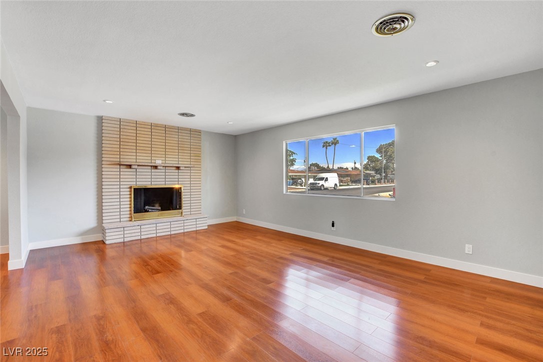 819 Bracken Avenue Property Photo 10