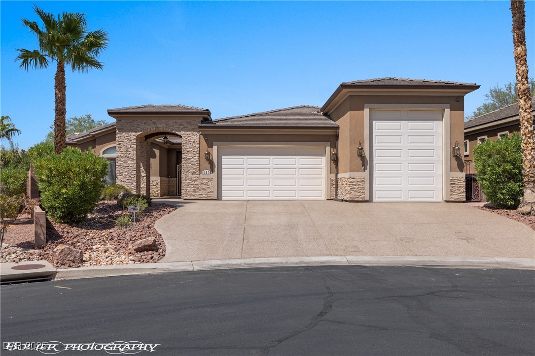 653 Paloma Circle Property Photo