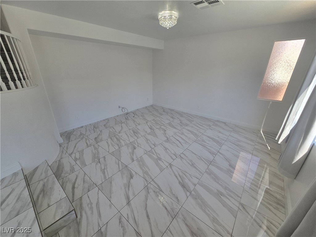 9893 Canyon Peak Drive Property Photo 13