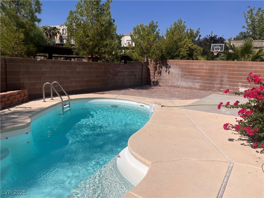 9893 Canyon Peak Drive Property Photo 33
