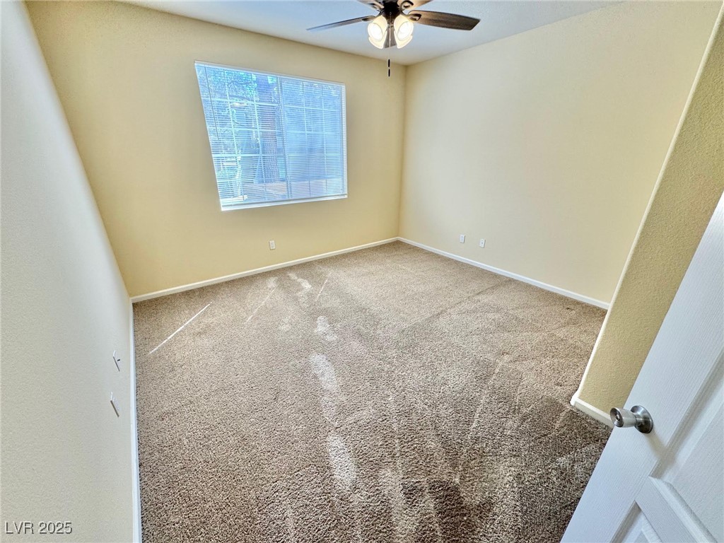 10217 King Henry Avenue 101 Property Photo 11