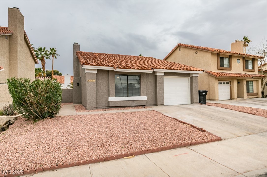 1744 La Cruz Drive Property Photo