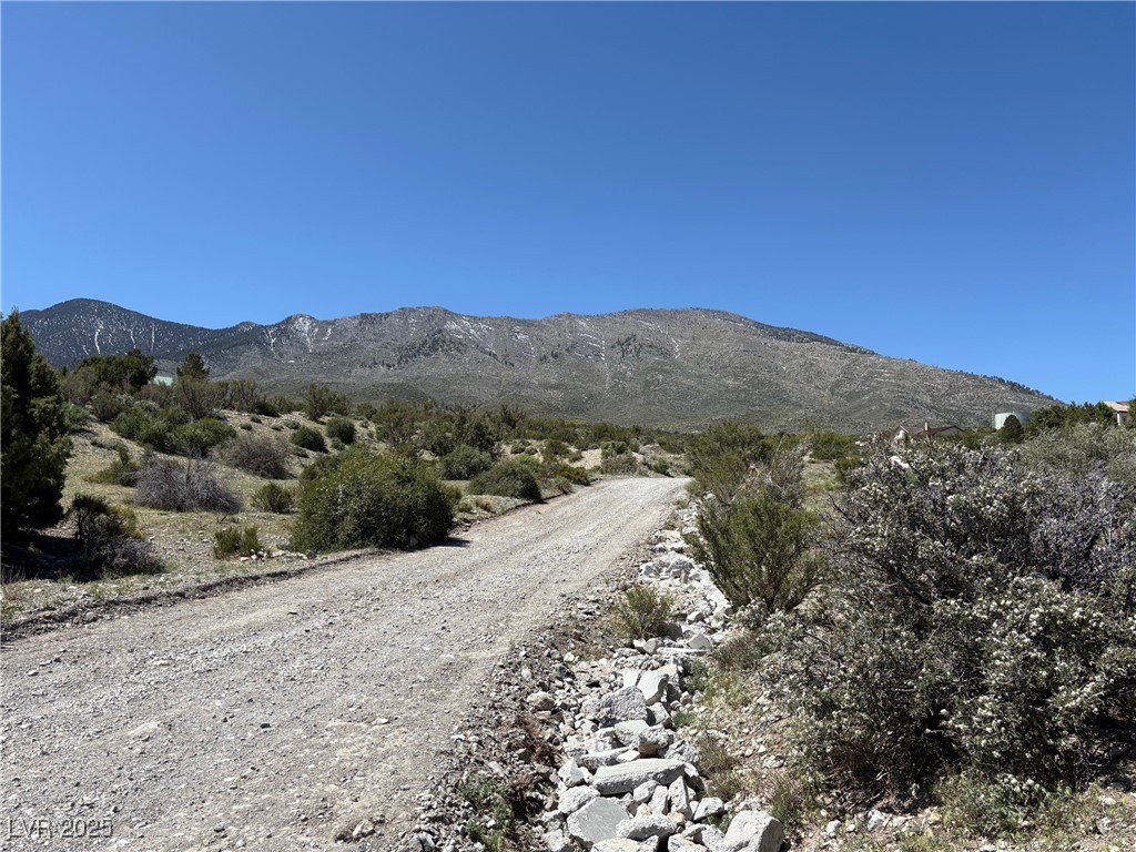 Rudin Dr Property Photo 15