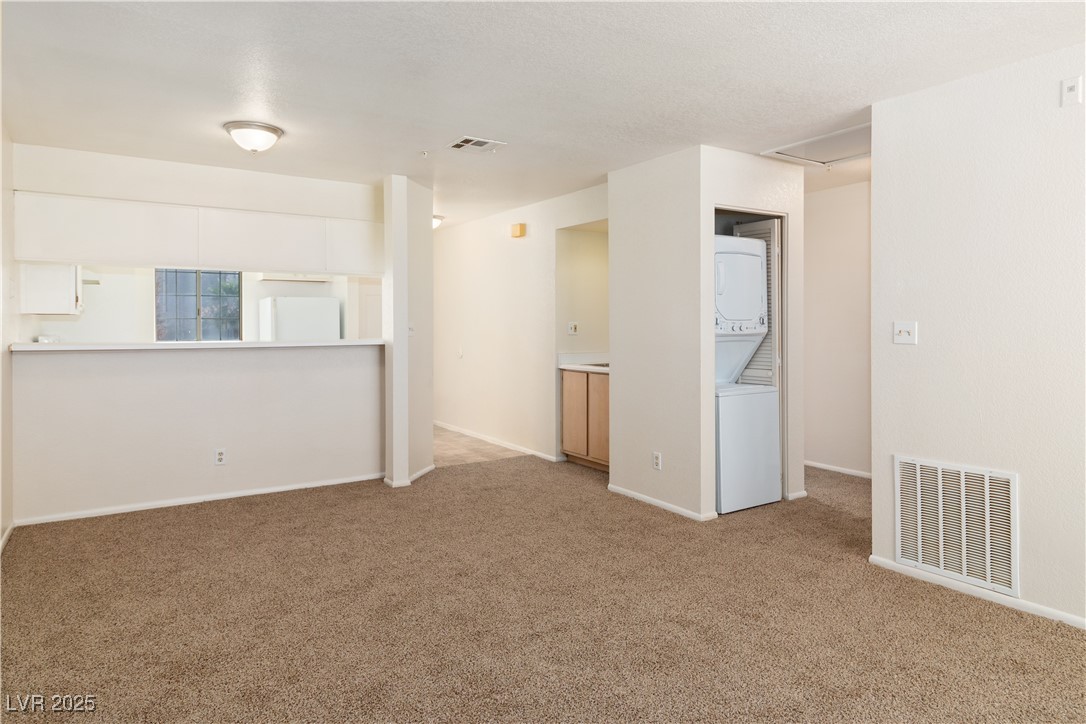 2028 Mesquite Lane 302 Property Photo 15