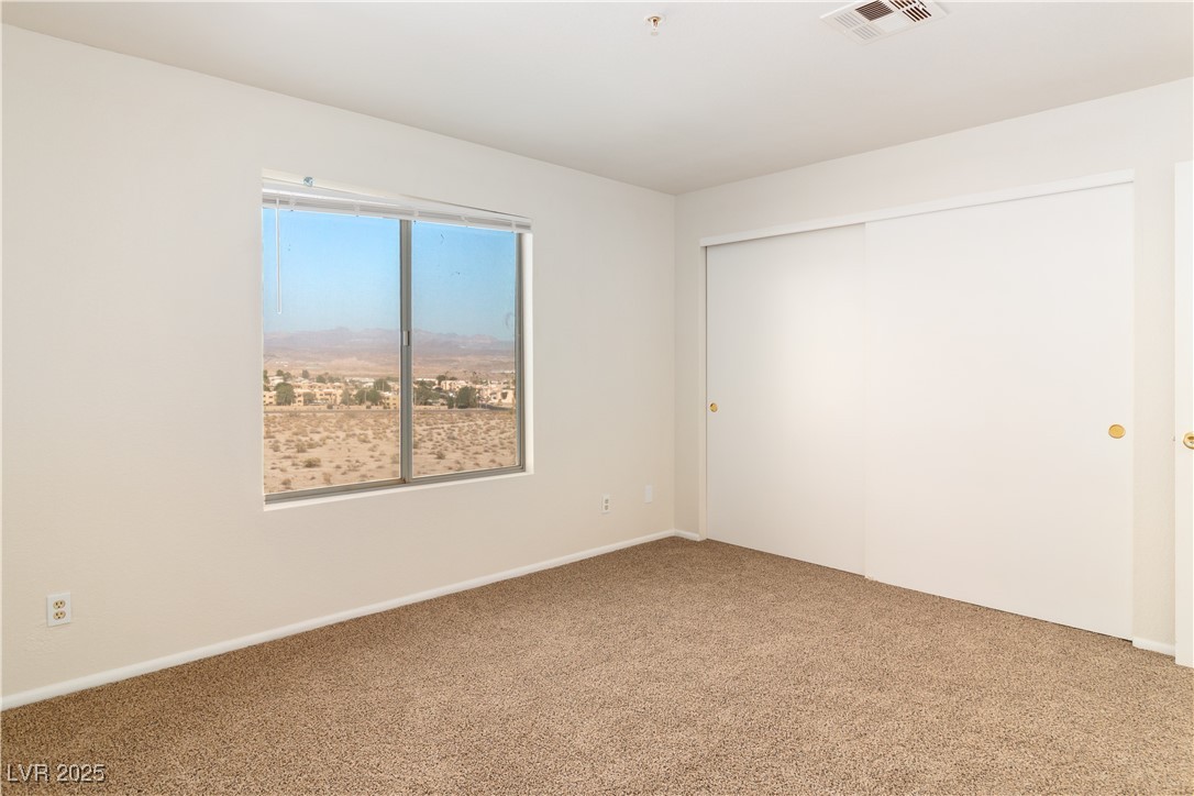 2028 Mesquite Lane 302 Property Photo 18