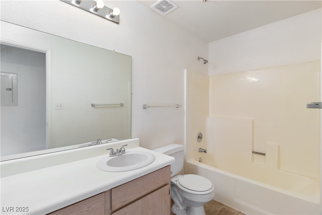 2028 Mesquite Lane 302 Property Photo 25