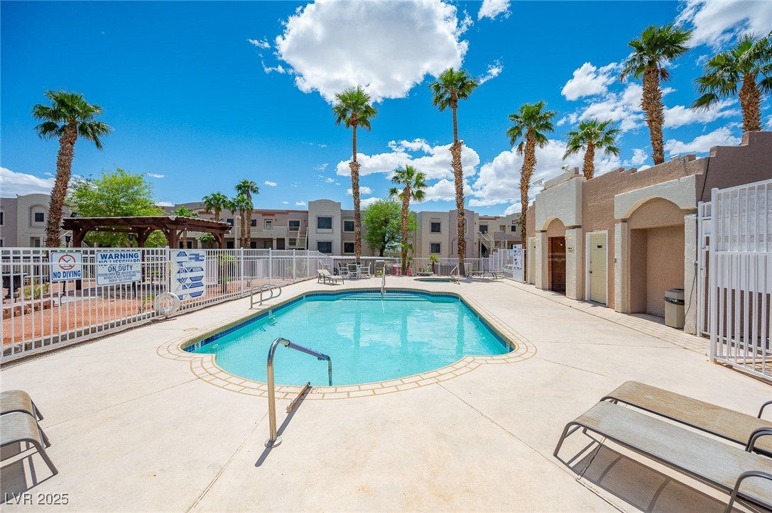 2028 Mesquite Lane 302 Property Photo 44