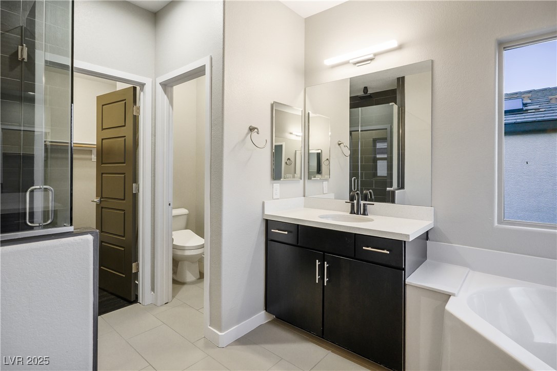 8647 Tortoise Canyon Court Property Photo 47