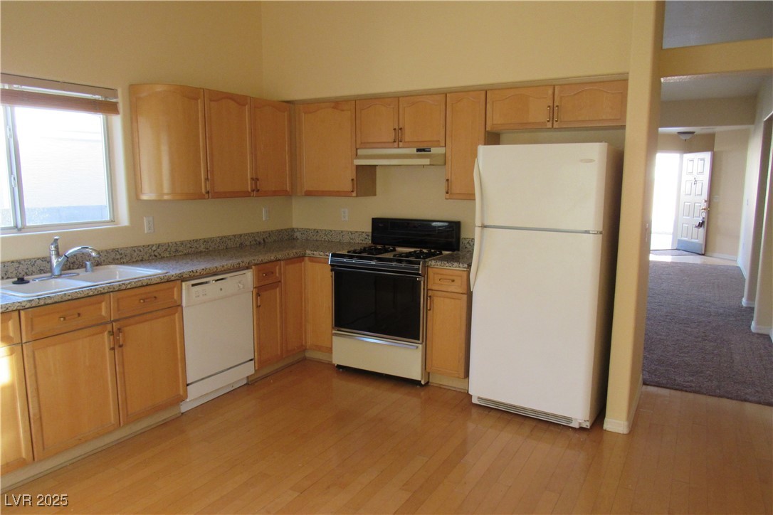 3229 Indian Moon Drive Property Photo 7
