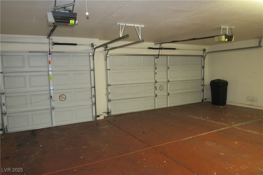 3229 Indian Moon Drive Property Photo 15