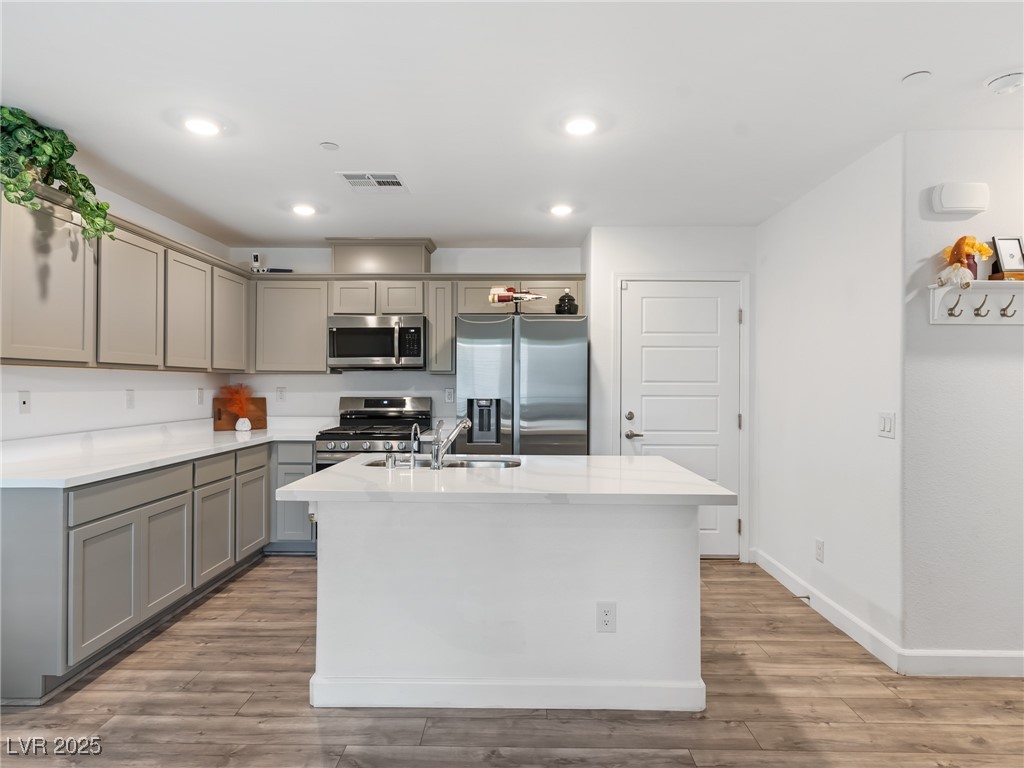 3585 Arcadian Sea Street Property Photo 5