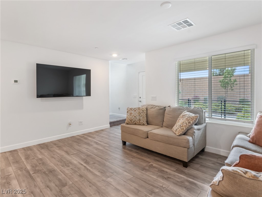 3585 Arcadian Sea Street Property Photo 11