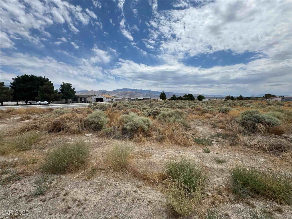3611 South Tahachapi Avenue Property Photo 2