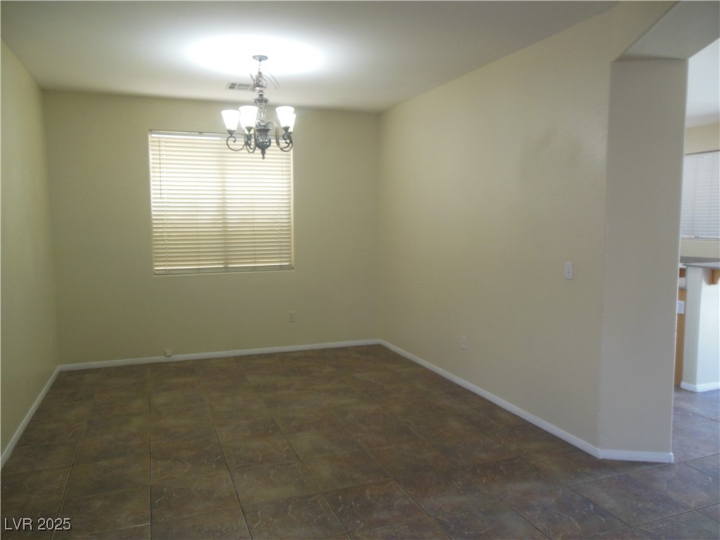 223 Hickory Heights Avenue Property Photo 8