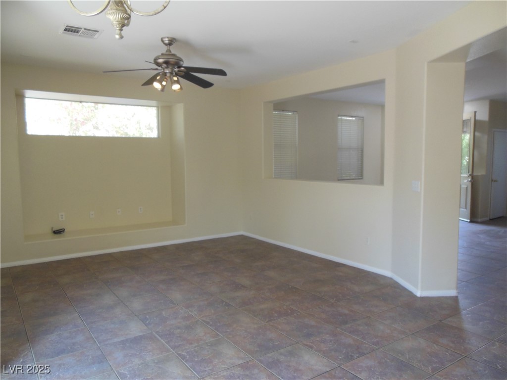 223 Hickory Heights Avenue Property Photo 12