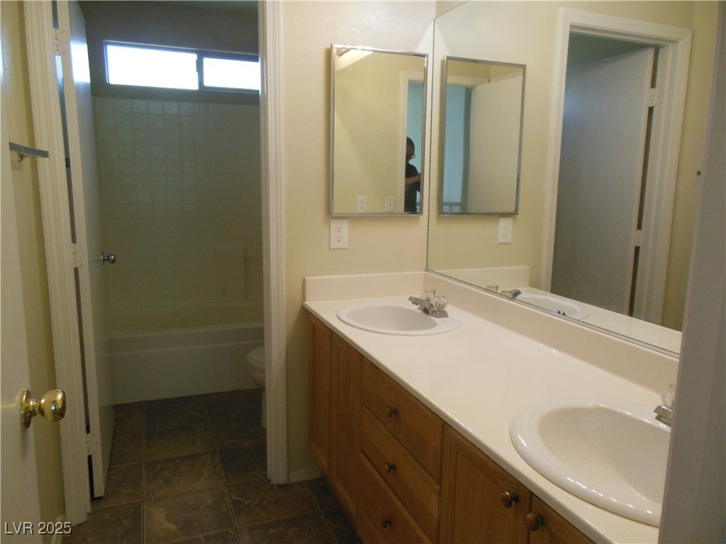 223 Hickory Heights Avenue Property Photo 16