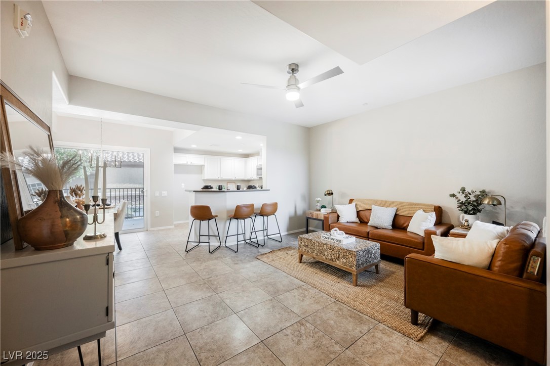 6868 Sky Pointe Drive 1112 Property Photo 10