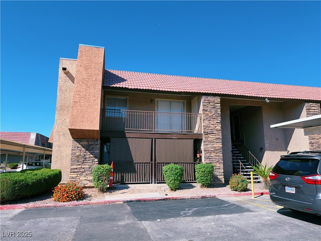 5321 River Glen Drive 232 Property Photo 1