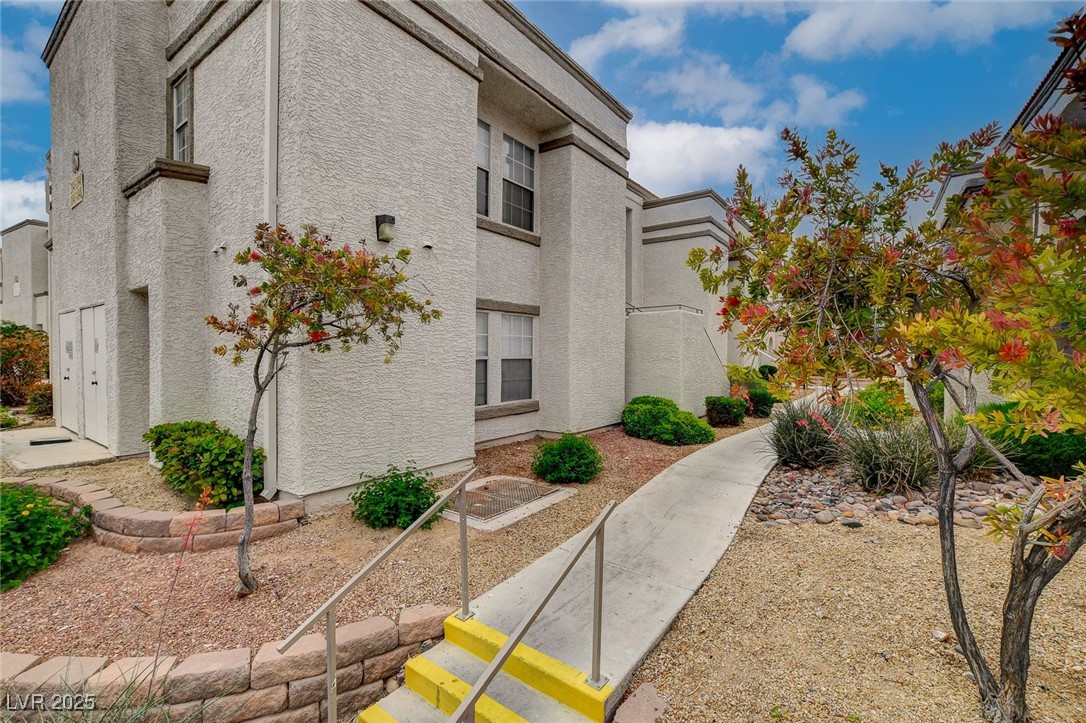 3150 Soft Breezes Drive 2046 Property Photo 1