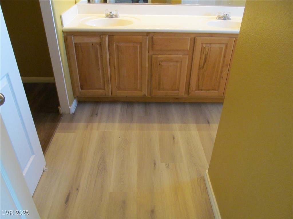 8770 Cadence Crossing Way Property Photo 20