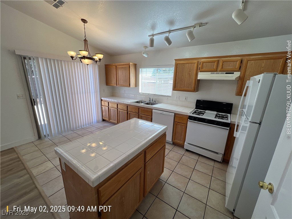 1064 Bootspur Drive Property Photo 5