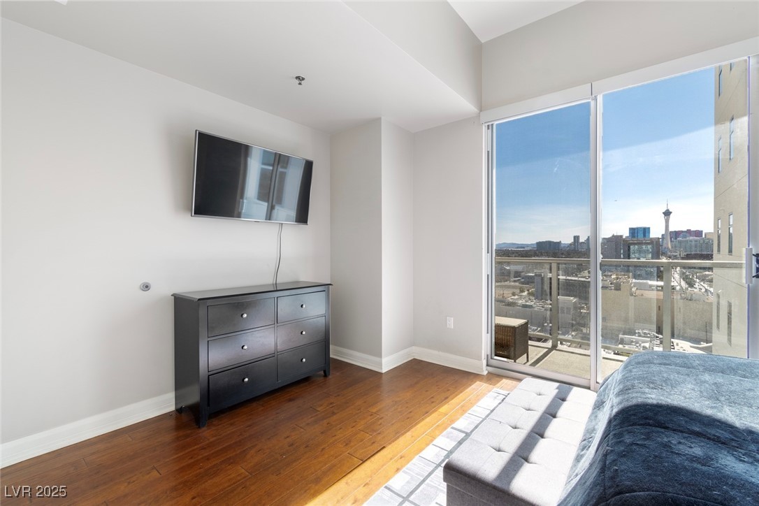 150 Las Vegas Boulevard 1608 Property Photo 15