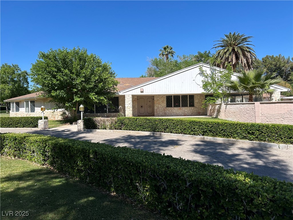 250 Rancho Circle Property Photo
