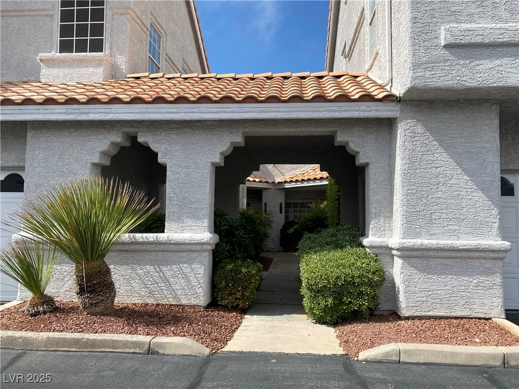 5201 South Torrey Pines Drive 1253 Property Photo 1