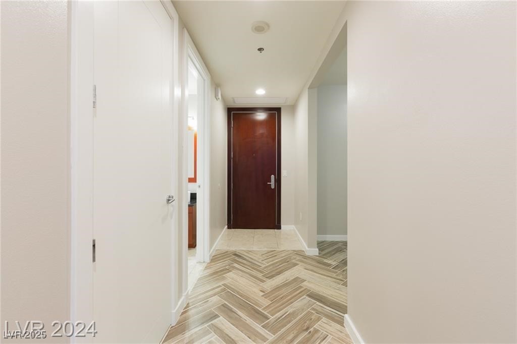 4575 Dean Martin Drive 2701 Property Photo 3