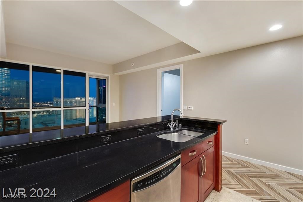 4575 Dean Martin Drive 2701 Property Photo 18
