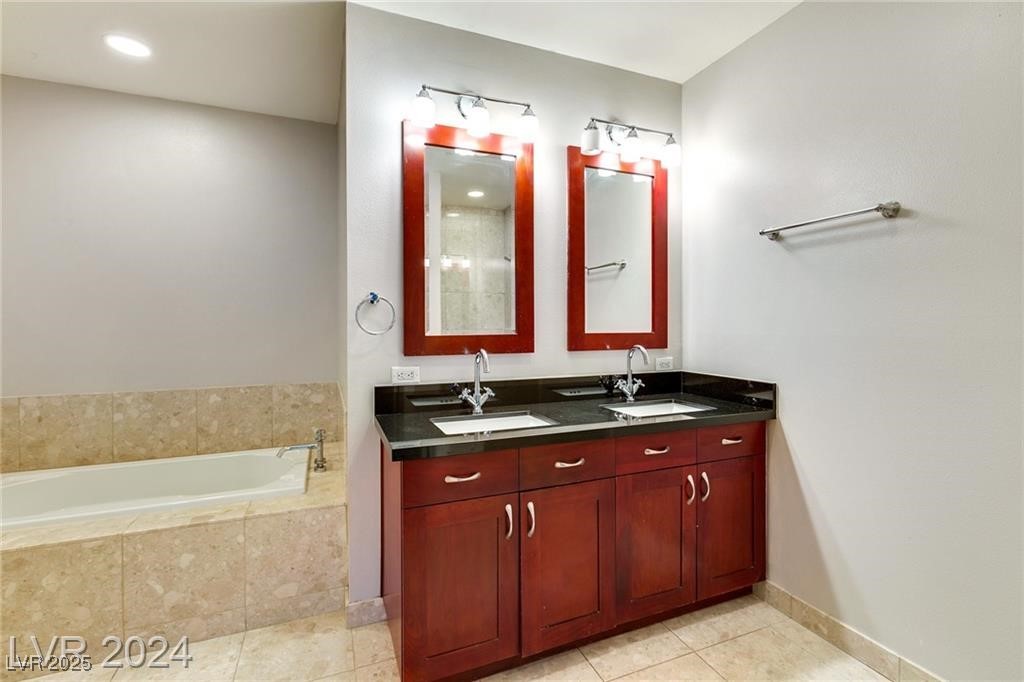4575 Dean Martin Drive 2701 Property Photo 24